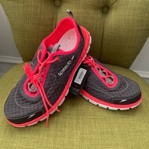 Speedo water sneakers